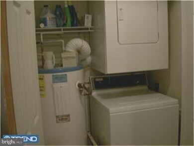 101 Woodstream Dr, Norristown, PA 19403 - photo 6