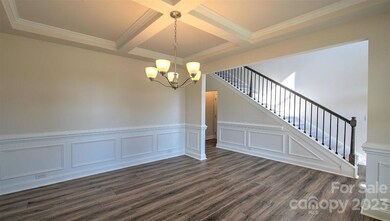 17 Thornberry Rd, Hendersonville, NC 28792 - photo 5