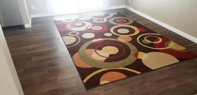 2509 30th St SW, Cedar Rapids, IA 52404 - photo 4