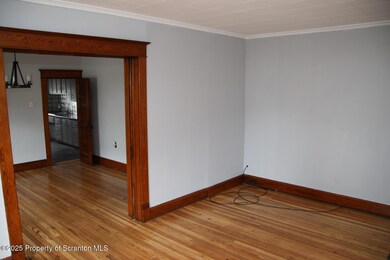 326 1/2 Warren St, Scranton, PA 18508 - photo 6