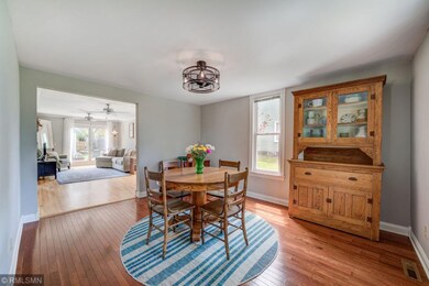 30615 Park St Lindstrom-5-large-Dining Room