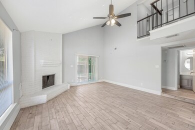11722 Plumpoint Dr, Houston, TX 77099 - photo 6