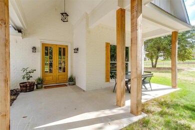 2030 Sweet Springs Rd, Weatherford, TX 76088 - photo 5