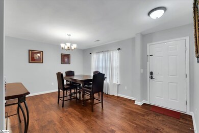 659 Markham Cir, Moore, SC 29369 - photo 5