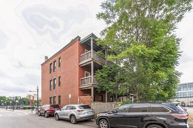 43 Thorndike St unit 1, Boston, MA 02118 - photo 2