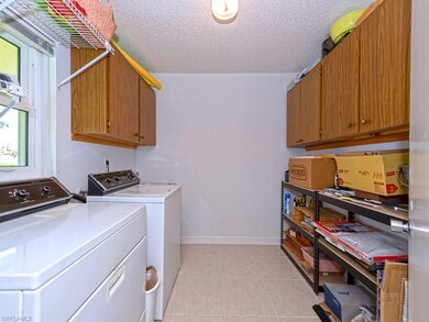 Laundry / storage