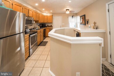 210 Hunter Ave, Trenton, NJ 08610 - photo 5