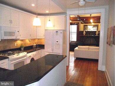 1919 Biltmore St NW unit 2, Washington, DC 20009 - photo 4