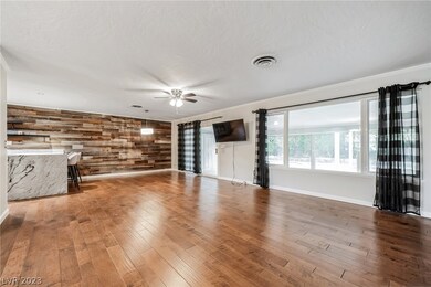 3734 Meadowcrest Dr, Las Vegas, NV 89121 - photo 7