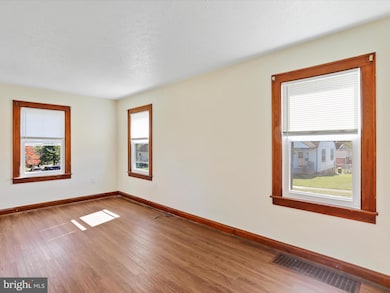 723 Glenmore St, Cumberland, MD 21502 - photo 6