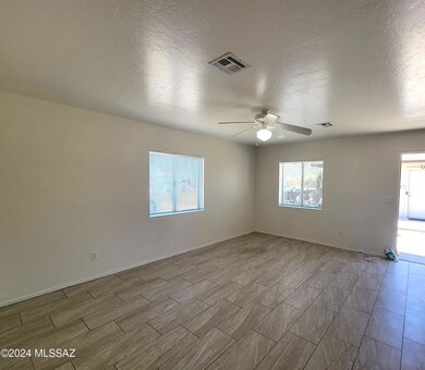 7983 E Escalante Rd unit 1, Tucson, AZ 85730 - photo 6
