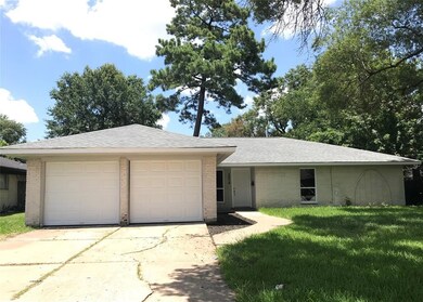 14319 Hollypark Dr, Houston, TX 77015 - photo 2