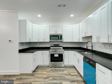 533 S Conestoga St, Philadelphia, PA 19143 - photo 7