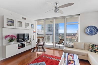 Signature Place Tower unit 1603, Saint Petersburg, FL 33701 - photo 5