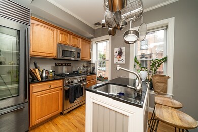 37 Fleet St unit 4, Boston, MA 02109 - photo 4