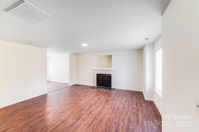 814 Mount Holly-Huntersville Rd, Charlotte, NC 28214 - photo 7