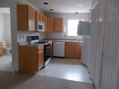 5 Tampa Dr unit F7, Rochester, NH 03867 - photo 3
