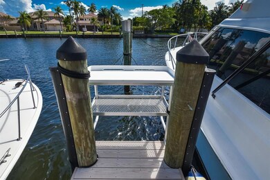 300 Captains Walk 104 Delray-large-031-4