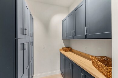 114 Forest St, Reading, MA 01867 - photo 7