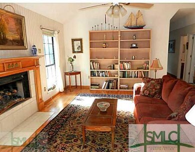 Living Room. Gas fireplace in living room