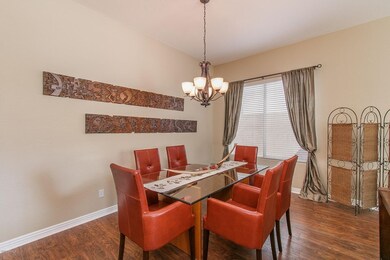 7) FORMAL DINING