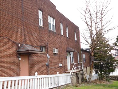 1305 E 4th St unit 1RE, Bethlehem, PA 18015 - photo 2