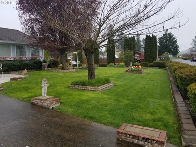 1771 E Fourth Ave, Sutherlin, OR 97479 - photo 2