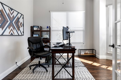 541 Marigold Dr, Midlothian, TX 76065 - photo 4