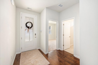 Foyer 1251 Wading Point Blvd