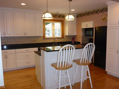 43 Woodbury St, Keene, NH 03431 - photo 2