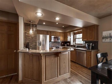 New kitchen with breakfast bar