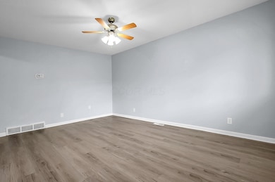 5-web-or-mls-4980-comstock-dr