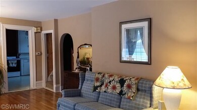 404 Avery St, Lowell, MI 49331 - photo 3