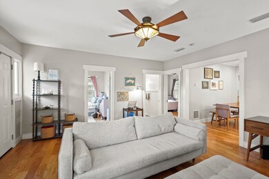 606 Tabor St, Houston, TX 77009 - photo 3