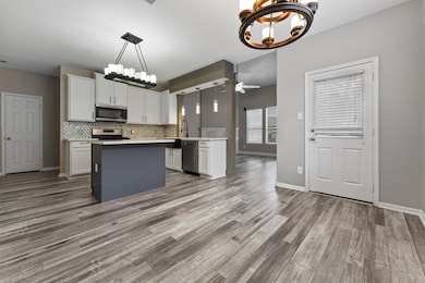 24522 Forest Path Ct, Spring, TX 77373 - photo 4