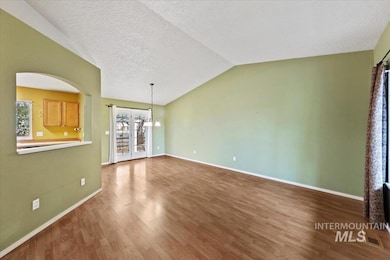 1516 W Bird Loop, Nampa, ID 83686 - photo 3