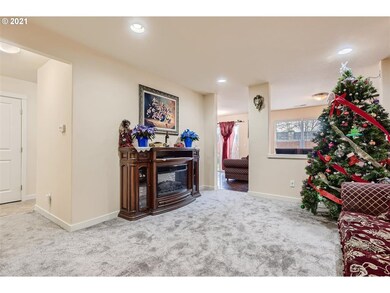 827 NW 1st Ave, Canby, OR 97013 - photo 5