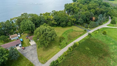 16930 Elmore Trail, Faribault, MN 55021 - photo 4