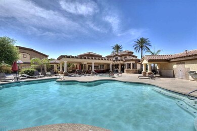 005_Sparkling Pool View