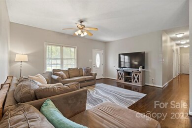 267 Scotts Creek Rd, Statesville, NC 28625 - photo 5