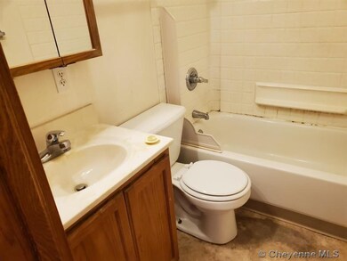 3319 Myers Ct, Cheyenne, WY 82001 - photo 6