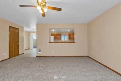 663 SW 20th St, Chehalis, WA 98532 - photo 4