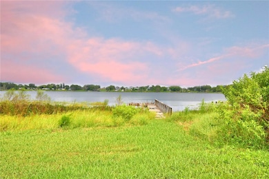 1380 Lucerne Loop Rd NE, Winter Haven, FL 33881 - photo 3