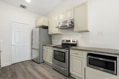 9215 Deer Village, San Antonio, TX 78250 - photo 5