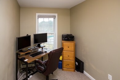 17 Winslow Dr, Somersworth, NH 03878 - photo 2