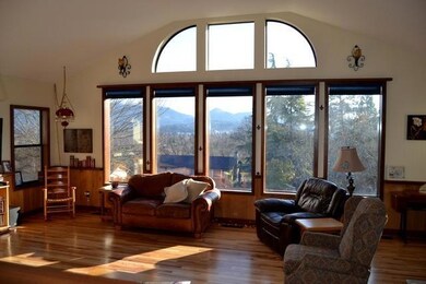 1748 NW Crescent Dr, Grants Pass, OR 97526 - photo 3