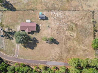 1069 Lilac Ln, Gilmer, TX 75645 - photo 5