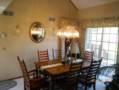 108 Duck Hollow Cir, Stroudsburg, PA 18360 - photo 3