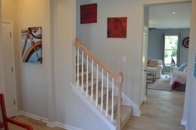 HNR_Mackenzie 2_Foyer (3)