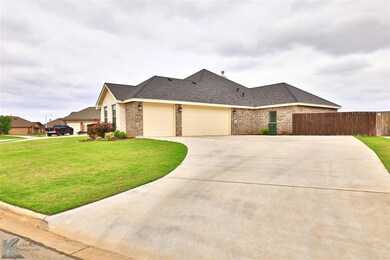 6726 Tradition Dr, Abilene, TX 79606 - photo 2